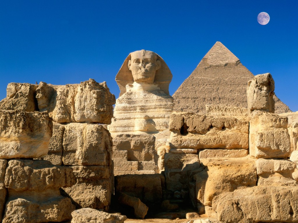 World Famous Landmarks Top 10 mysterious world