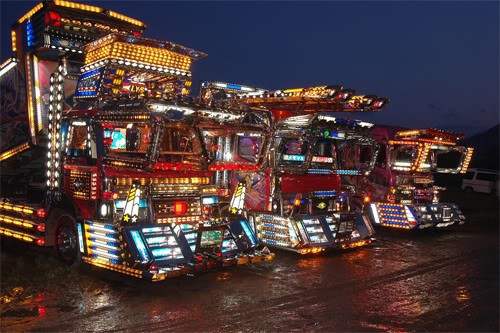 dekotora trucks