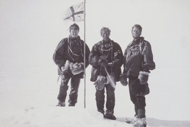 Mawson, McKay, and David at Magnetic South Pole