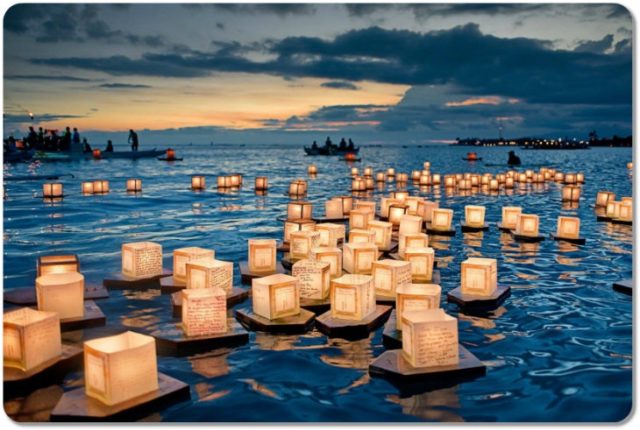 Honolulu-Hawaii-Floating-Lantern-Festival