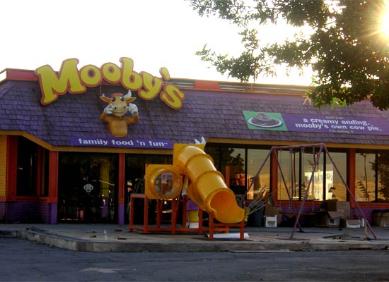 mooby's-restaurant