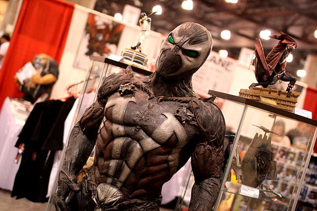 Spawn statue at the 2012 Phoenix Comicon in Phoenix, Arizona. Please attribute to Gage Skidmore if used elsewhere.