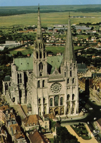 chartres-arial