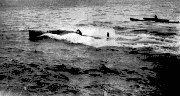 London 1908: Motor boats in action during competition when the sport was included for the first and last time. The races were held round the Isle of Wight off the south coast of Britain. 