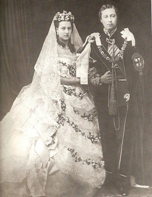 dress-wedding