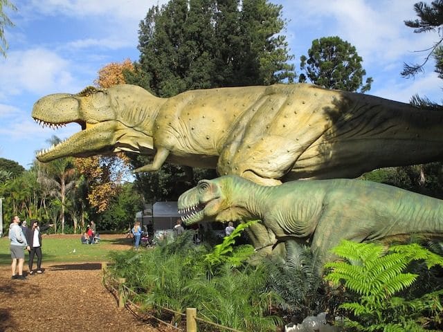 t rex extinct