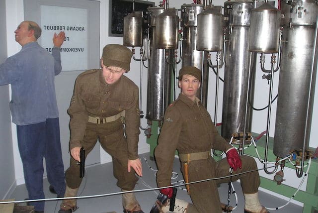 10 Daring Raids of World War II - Toptenz.net