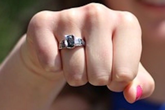 Кольцо lost. 1765a003 кольцо. Кольцо позолоченное rrrr431. Кольцо с несколькими ликами святых. Ринг лост.