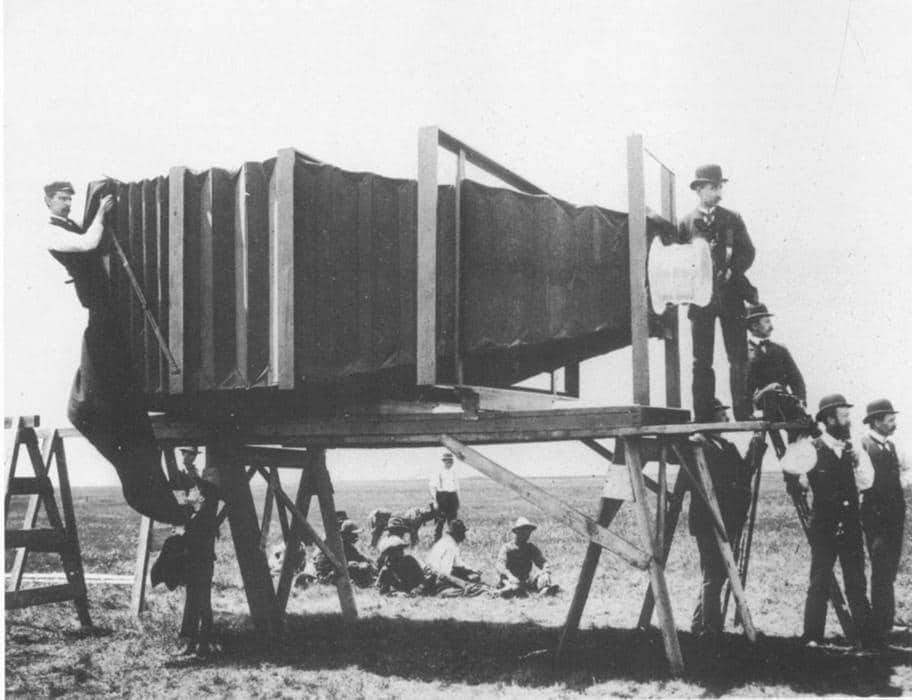 10 Weird Cameras From the Past, Present, and Future - Toptenz.net